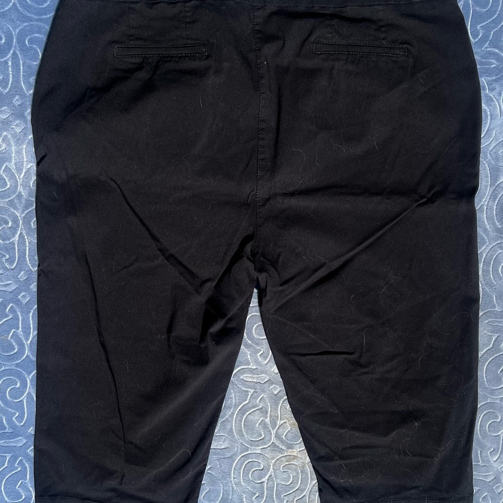 Black Capris - image 2